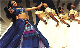 Bollywood Beats - A Beginners Guide to Bollywood Dance